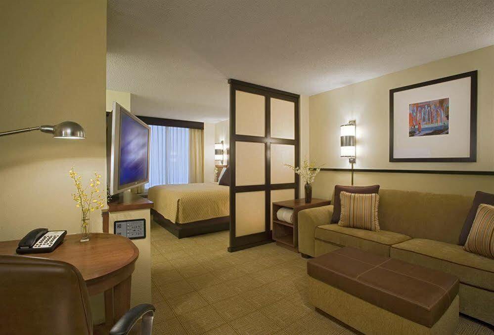 Hyatt Place Dallas North By The Galleria Addison Exterior foto